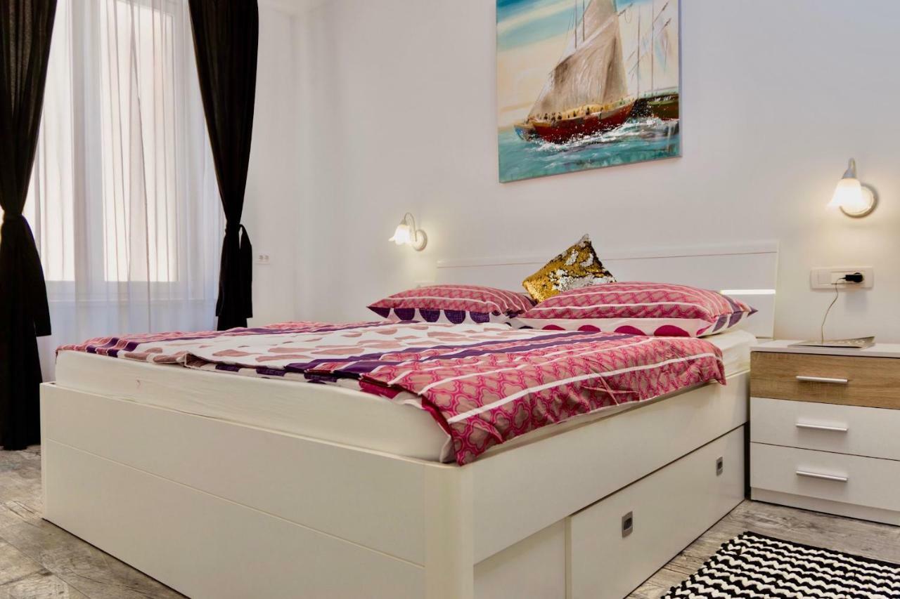 Luxury Villa Minerva Gardens Split Exterior photo